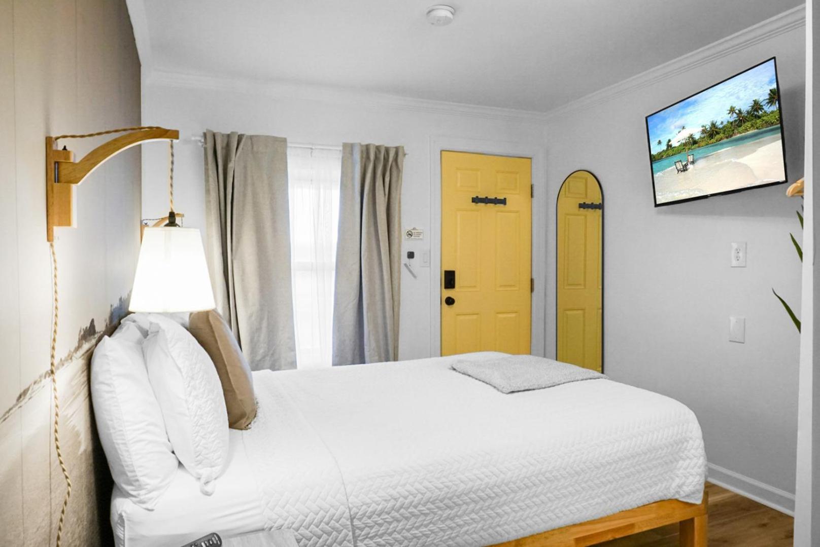 The Boardwalk Inn Carolina Beach Eksteriør billede